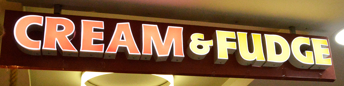 Cream & Fudge store photos in mall