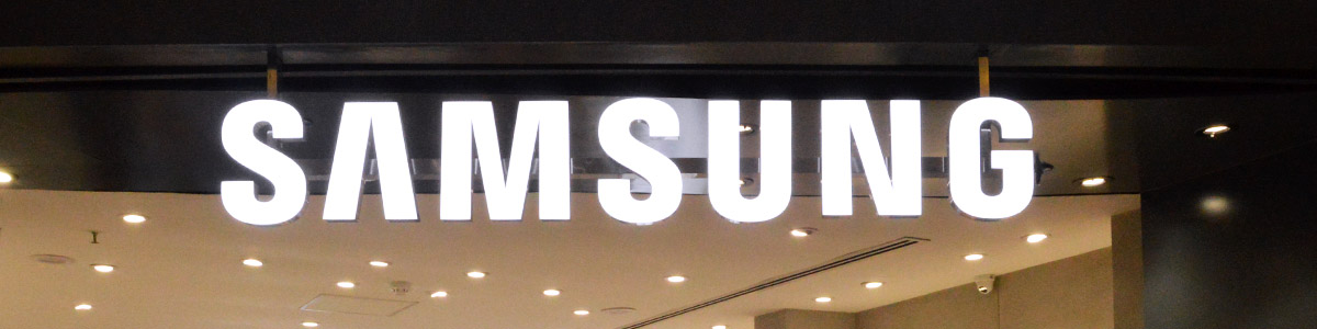 Samsung store photos in mall
