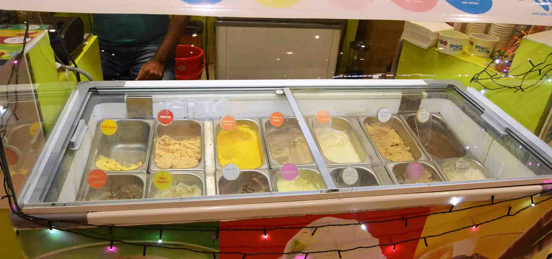 Gelato Vinto store photos in mall