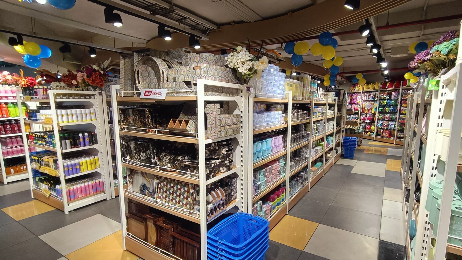 Market 99 store photos in mall