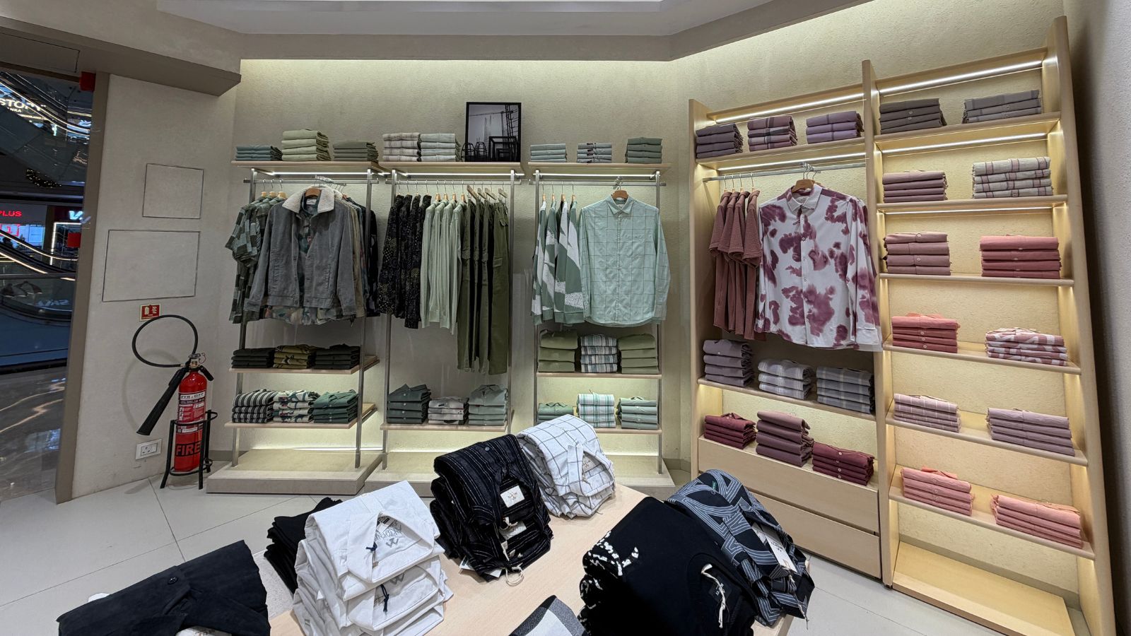 Mufti store photos in mall